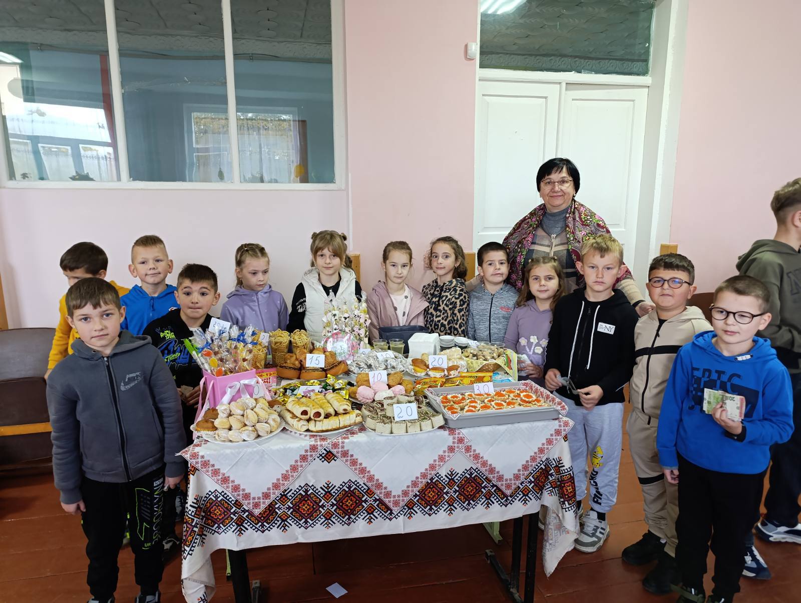 Благодійний ярмарок! 5 u16 557530381 1338636171390088 7914584872075205380 n
