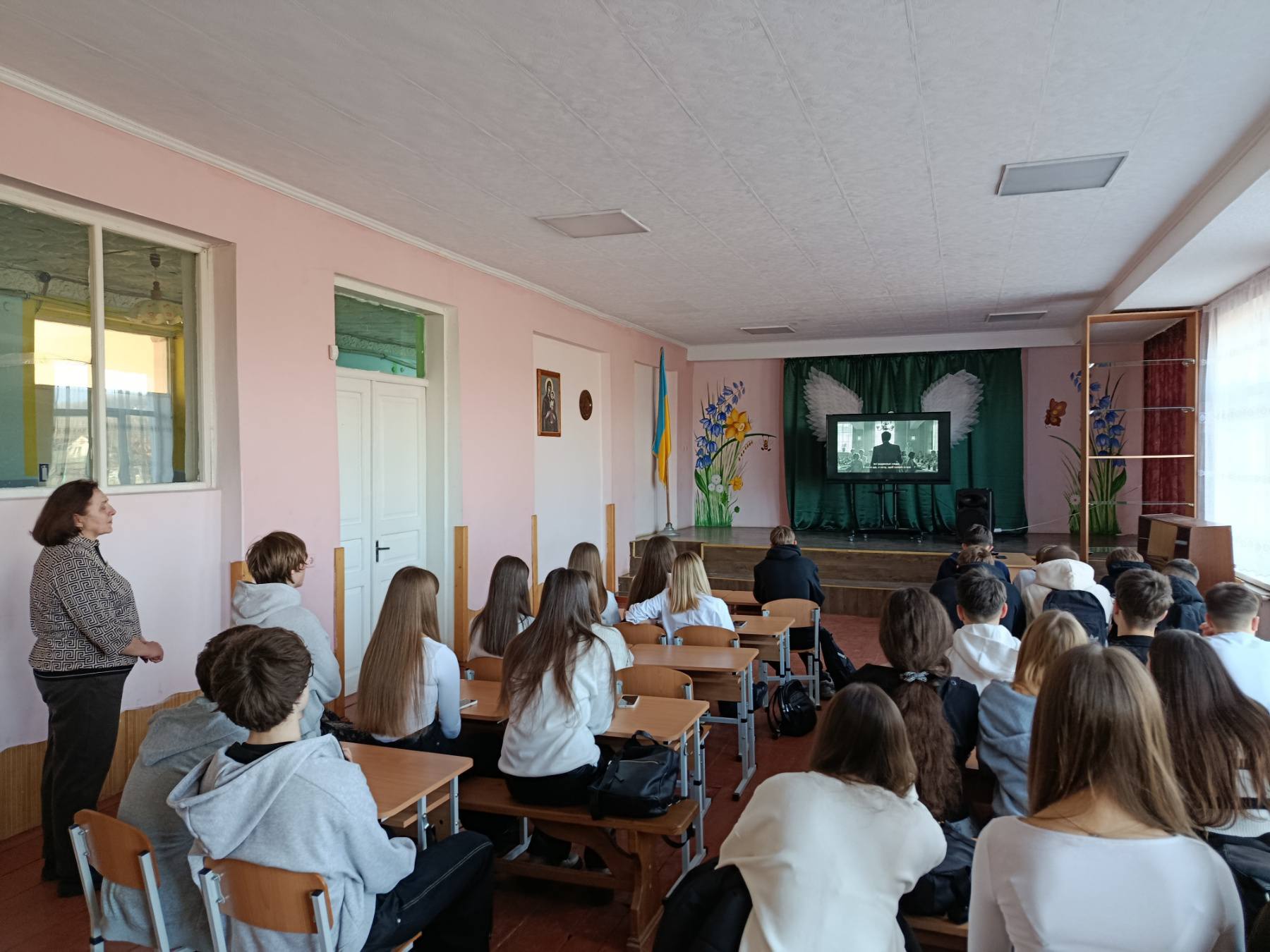 "Будинок "Слово". Нескінчений роман" 14 643766761 1469539248299779 8074261746827937168 n